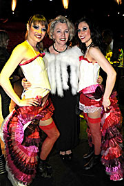 Premierengast Veronica von Quast gefiel das Stück (Foto: Ingrid Grossmann)